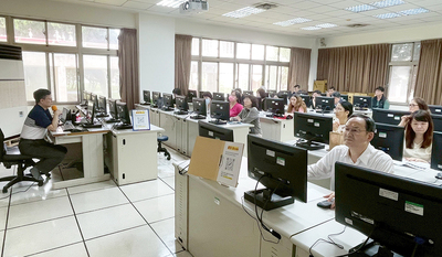 「NotebookLM在公務及教學之應用」教育訓練