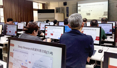 教育訓練幫助教職員將科技轉化為行政與教學的助力